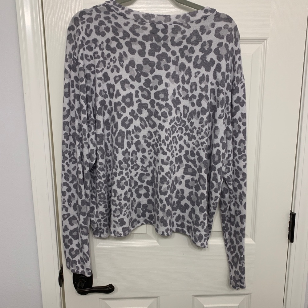 soft cheetah long sleeve tee